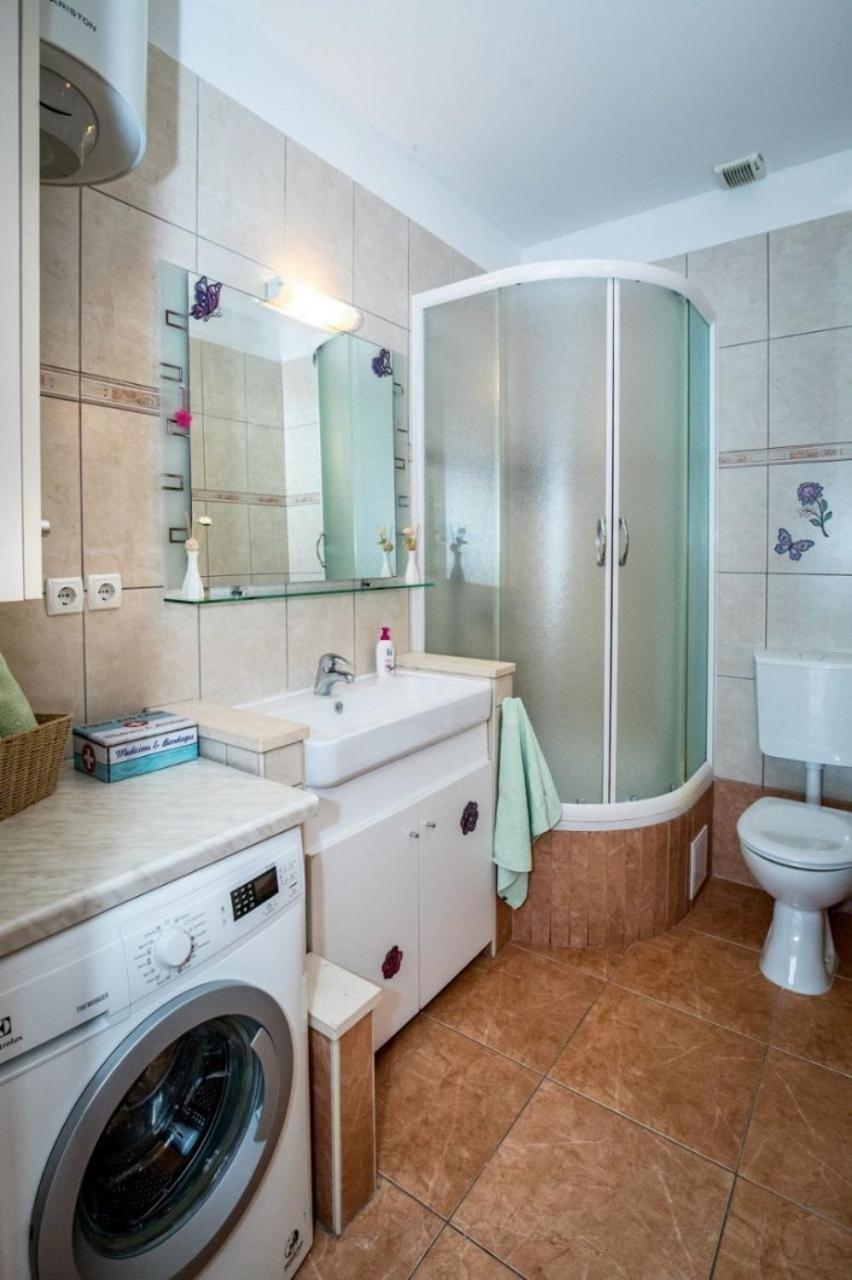 Apartment Damir Тучепи Екстер'єр фото
